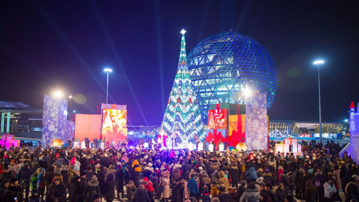 Новогодние праздники в казахстане. Новый год в Казахстане. Новый год в Казахстане традиции. Новогодняя ночь в Казахстане. Новый год казахский (праздник).